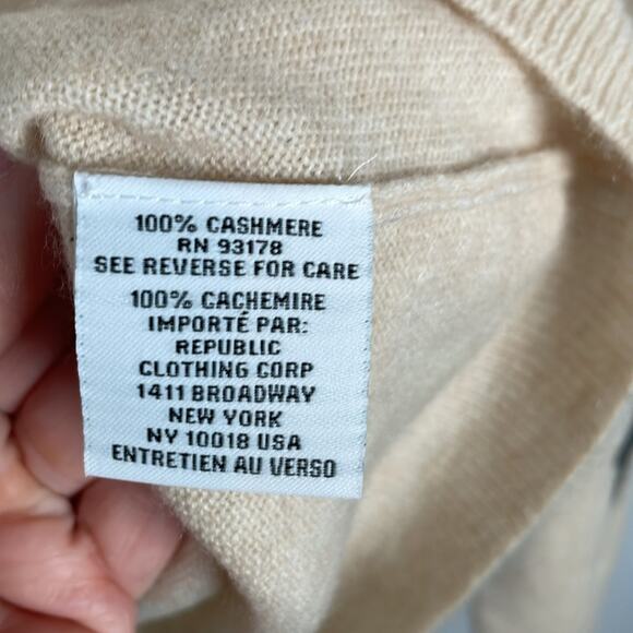 MAGASCHONI cream novelty star animal print cashmere crew neck sweater medium - Picture 7 of 10